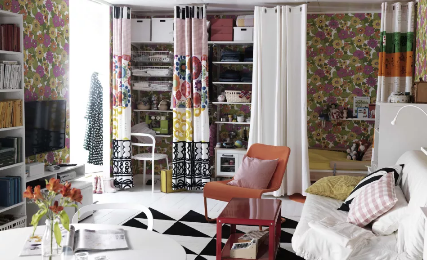 curtains used in room