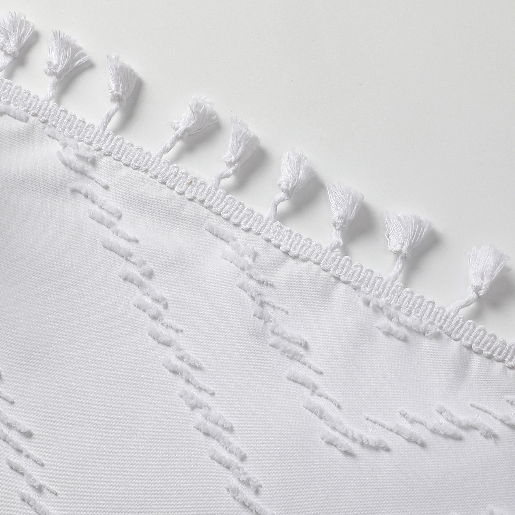 Hot Sale Boho Clipped Waterproof Wholesale Custom Polyester Fabric Shower Curtains with Tassels for Bathroom Decor