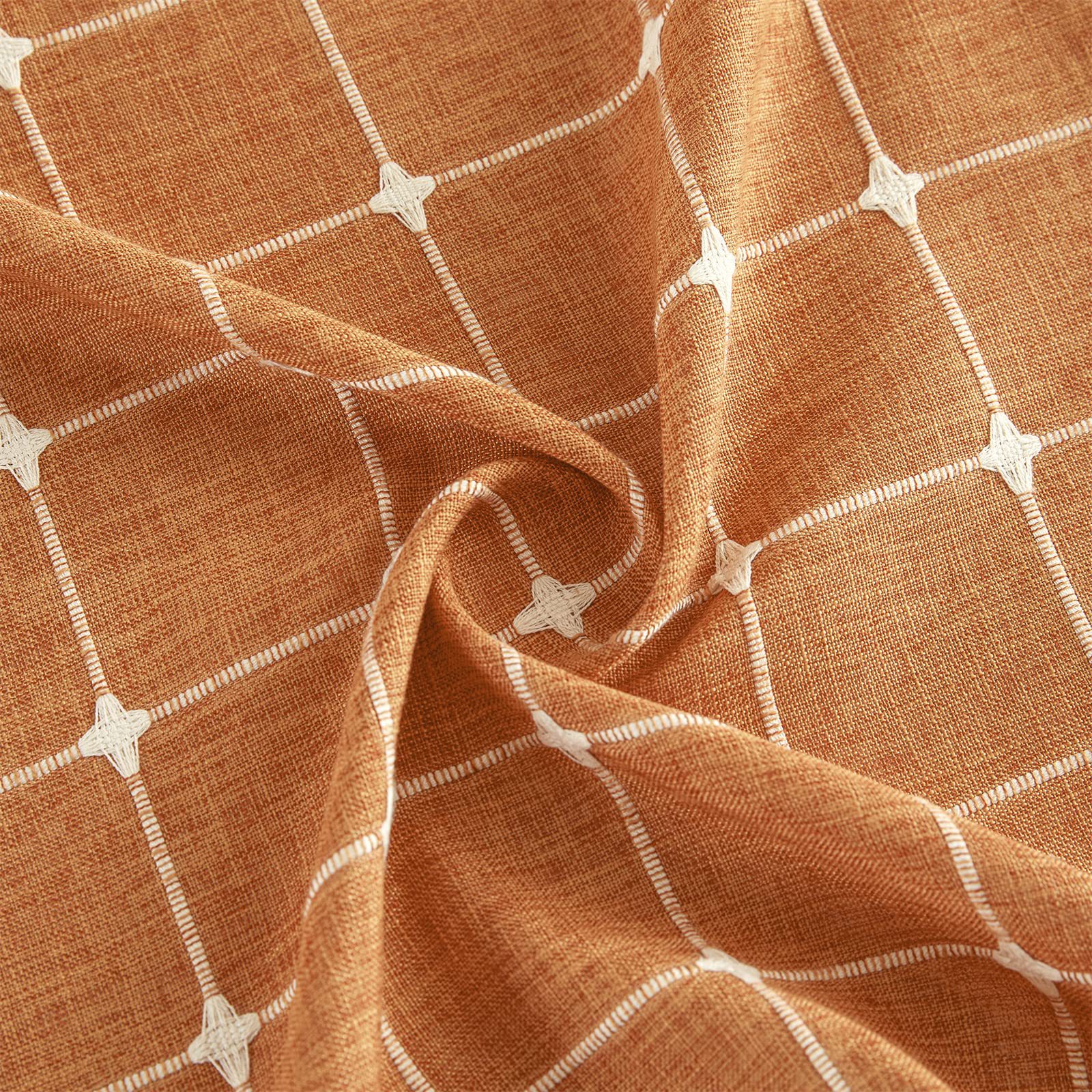 Hot Sale Boho Farmhouse Style Waterproof Plaid Jacquard Design Custom Fabric Shower Curtains with Tassels for Bathroom Decor